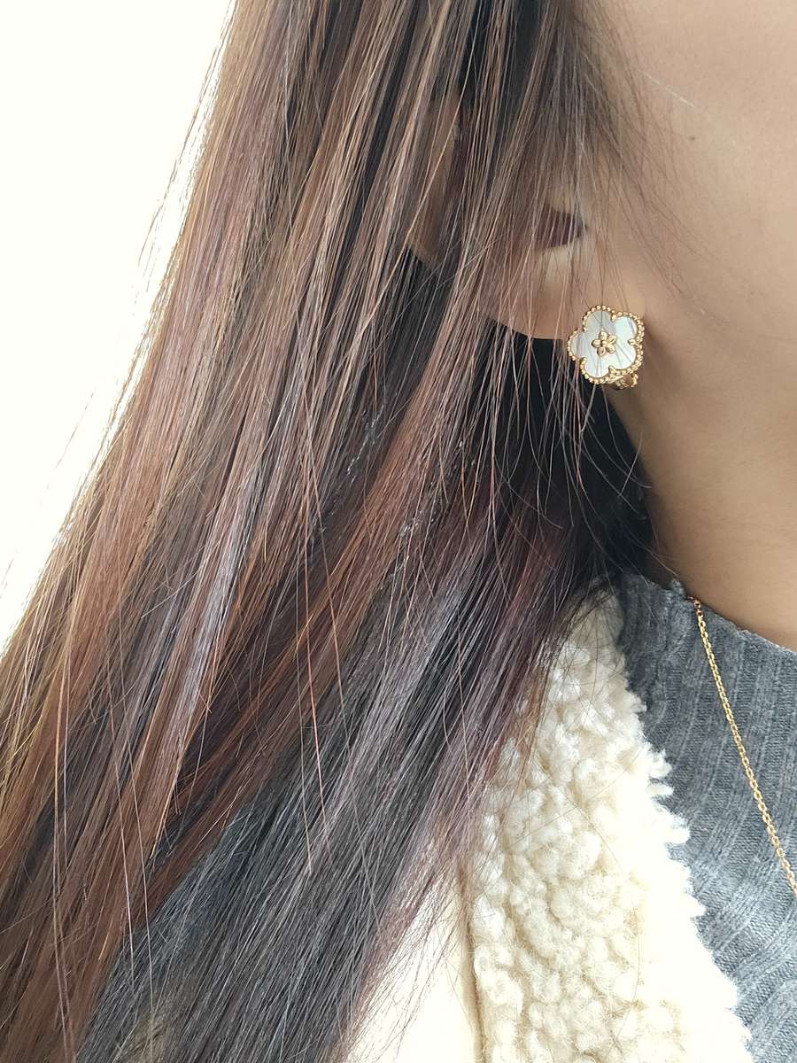 신민아 루이비통 알마 BB 모노그램 핸드백 관련 가방 이미지 93